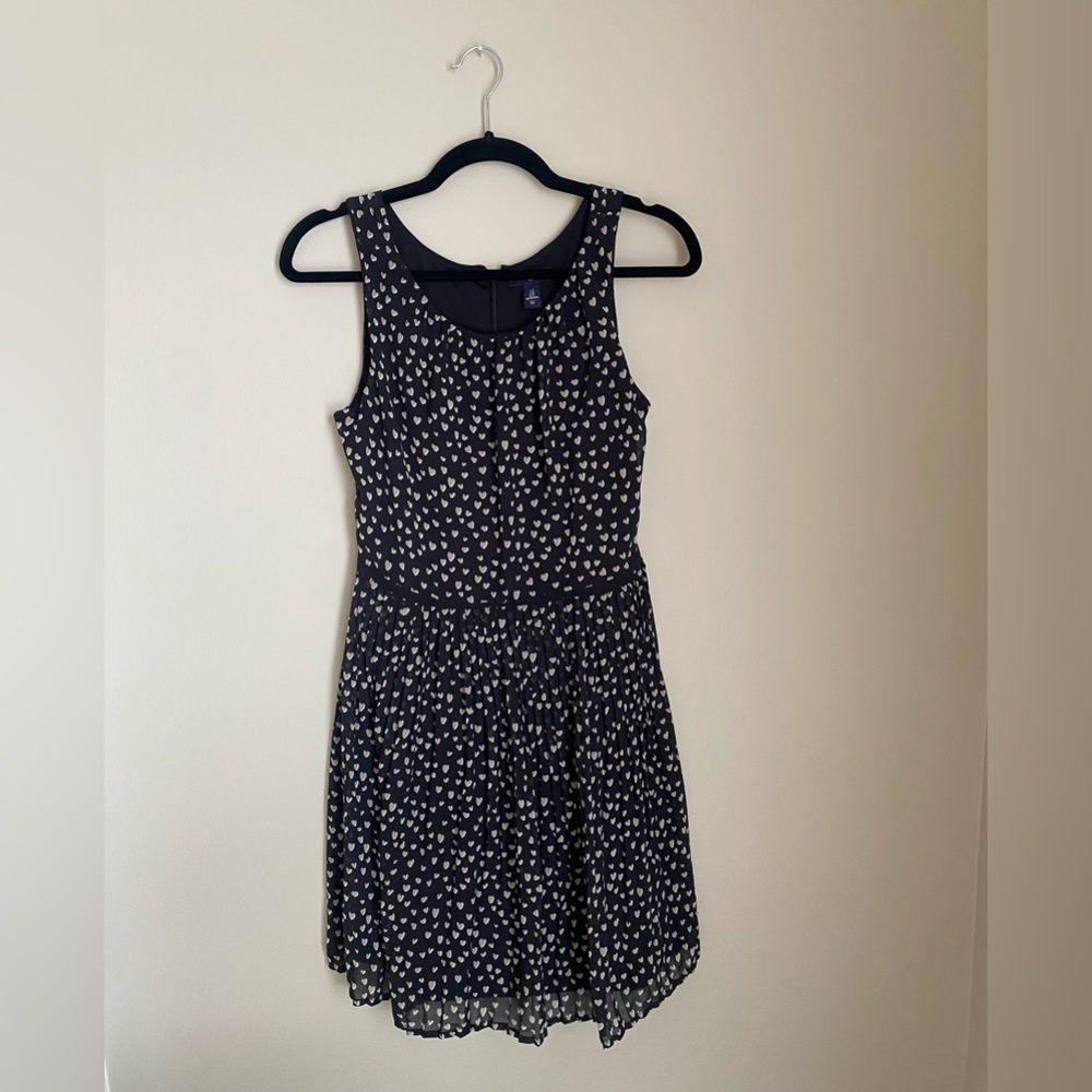 GAP Heart Print Fit & Flare Dress Fairy-Inspired Pleated Skirt Women’s Size 4
